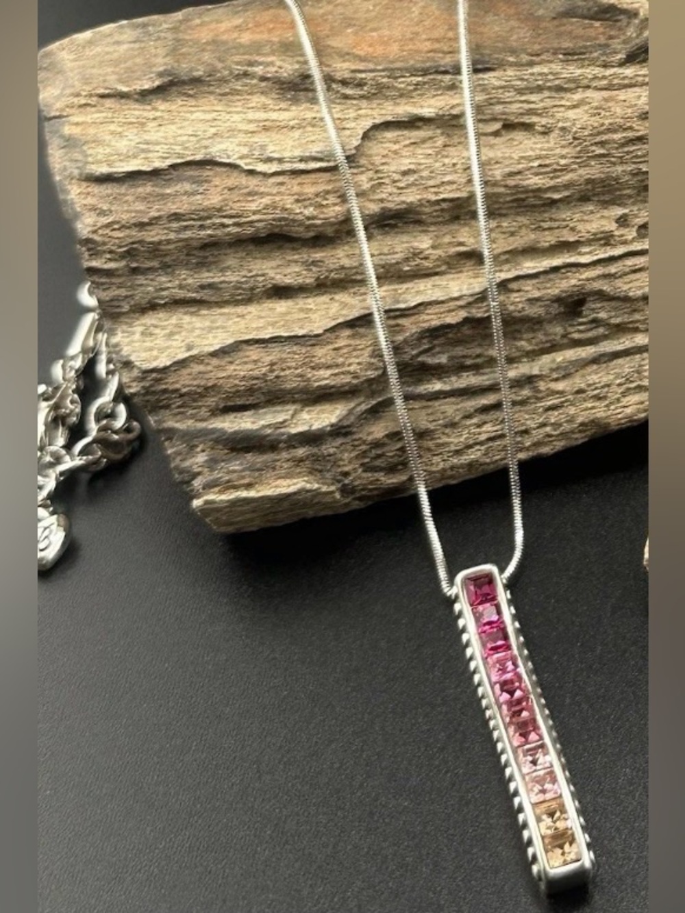 🌹 RARE BRIGHTON VINTAGE SWAROVSKI CRYSTAL PINK OMBRÉ ‘SPECTRUM’ Silver Necklace!